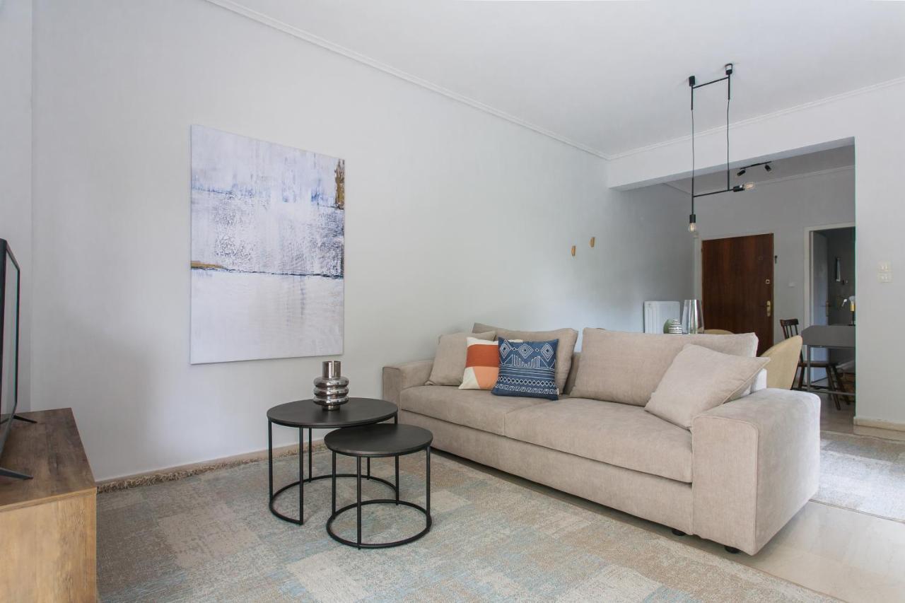 Pleasant 2Br Apartment Near Helexpo By Upstreet アテネ エクステリア 写真